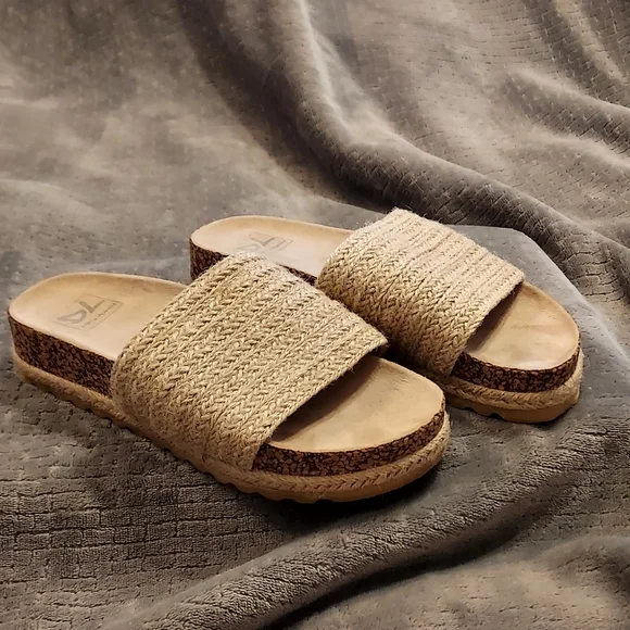 Dirty Laundry Women’s Dayton Jute Natural Espadrille Sandal Slides Size 7 EUC - Picture 1 of 9